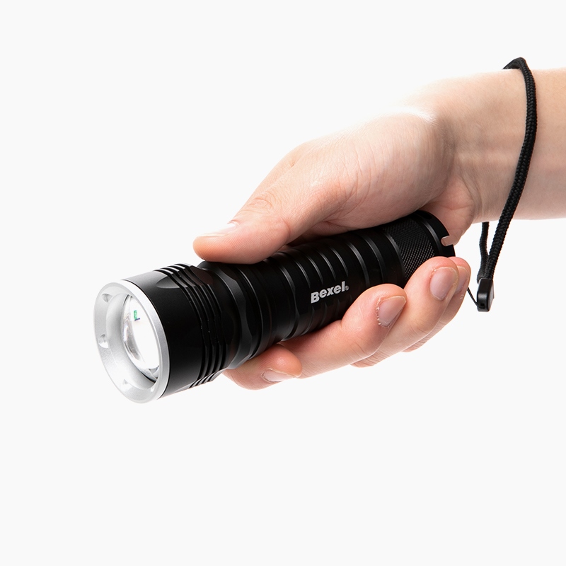 Bexel METAL LED LIGHT 휴대용 줌 렌턴